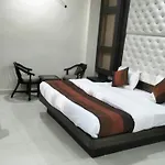 R.S Hotel & Restaurant
